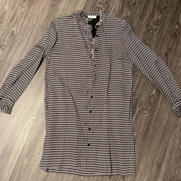 Sandro Paris - Picture 1 of 1